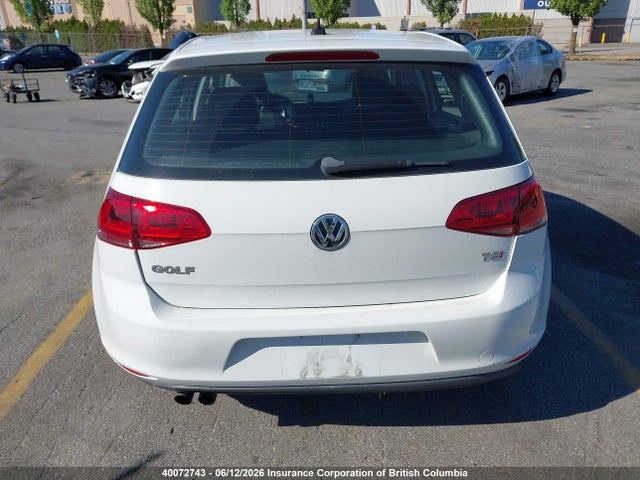 40072743 :رقم المزاد ، 3VW217AU0FM089300 vin ، 2015 Volkswagen Golf مزاد بيع