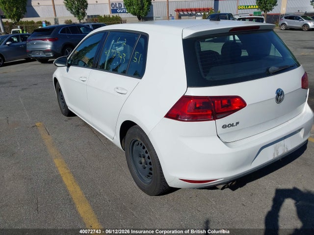 40072743 :رقم المزاد ، 3VW217AU0FM089300 vin ، 2015 Volkswagen Golf مزاد بيع