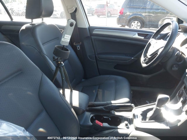 40072743 :رقم المزاد ، 3VW217AU0FM089300 vin ، 2015 Volkswagen Golf مزاد بيع