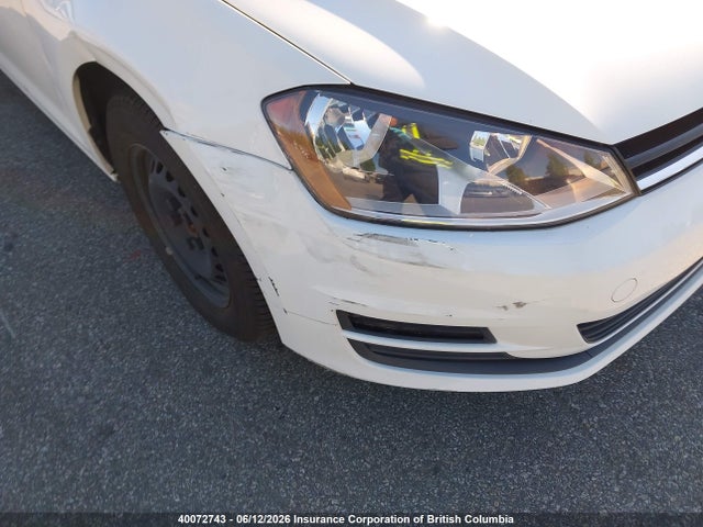 40072743 :رقم المزاد ، 3VW217AU0FM089300 vin ، 2015 Volkswagen Golf مزاد بيع