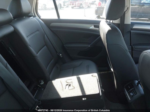 40072743 :رقم المزاد ، 3VW217AU0FM089300 vin ، 2015 Volkswagen Golf مزاد بيع