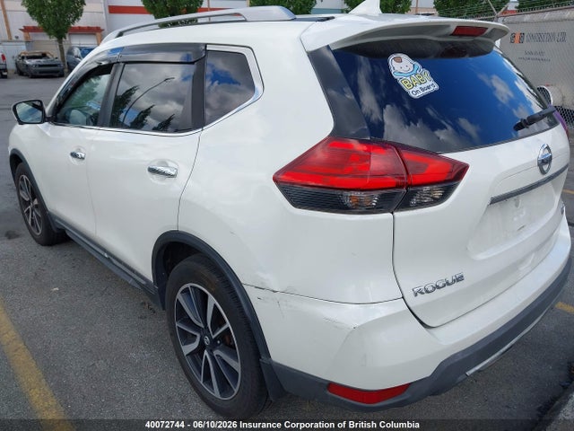 40072744 :رقم المزاد ، 5N1AT2MV5HC758175 vin ، 2017 Nissan Rogue مزاد بيع