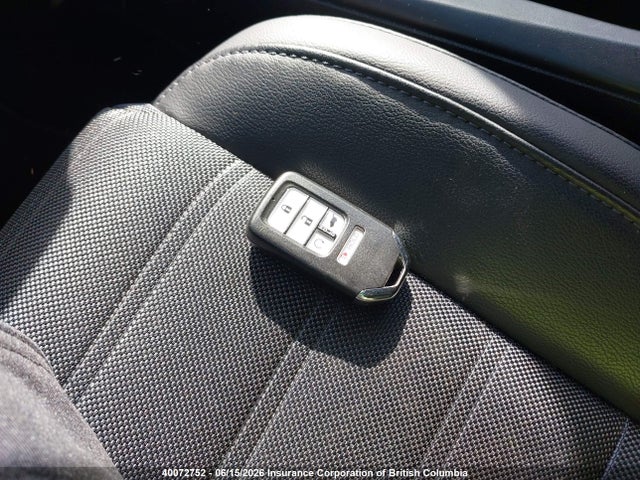 40072752 :رقم المزاد ، 2HKRW2H44LH230866 vin ، 2020 Honda Cr-v مزاد بيع