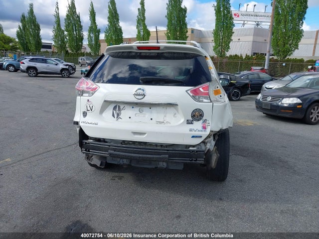 5N1AT2MMXFC758774 Nissan Rogue