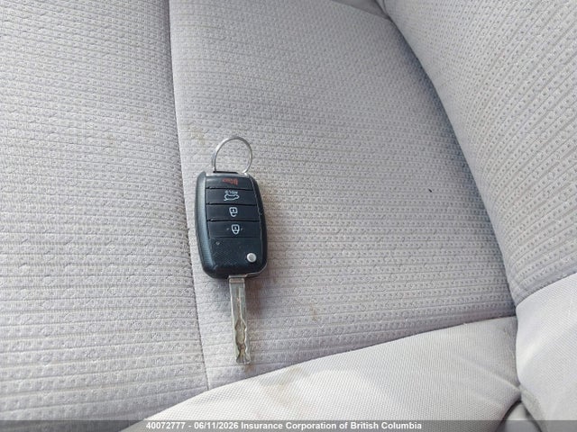 KIA SEDONA LX 2018 KNDMB5C14J6378611 Image 11