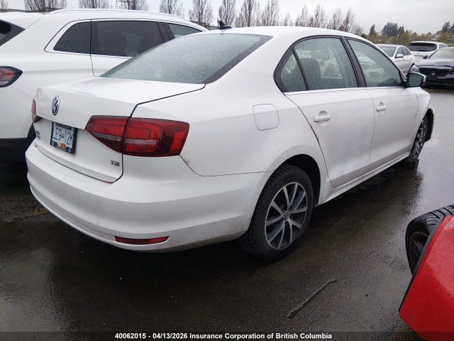 40062015 :رقم المزاد ، 3VWD07AJ2GM335122 vin ، 2016 Volkswagen Jetta Comfortline مزاد بيع