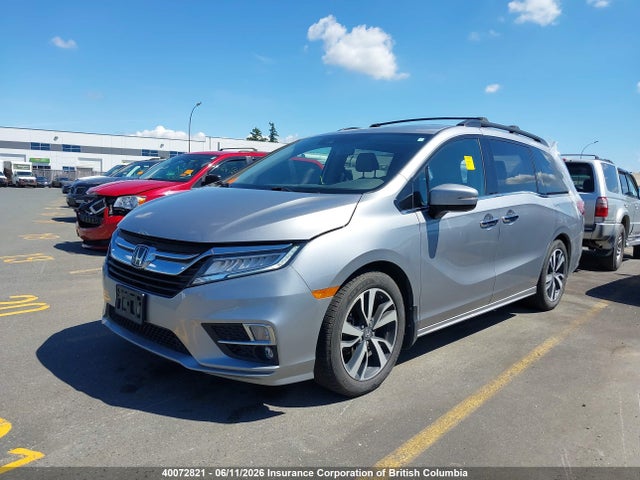 Продажа на аукционе авто 2018 Honda Odyssey Touring, vin: 5FNRL6H86JB508682, номер лота: 40072821