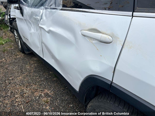 40072823 :رقم المزاد ، 1C4PJMCX5KD234061 vin ، 2019 Jeep Cherokee North مزاد بيع
