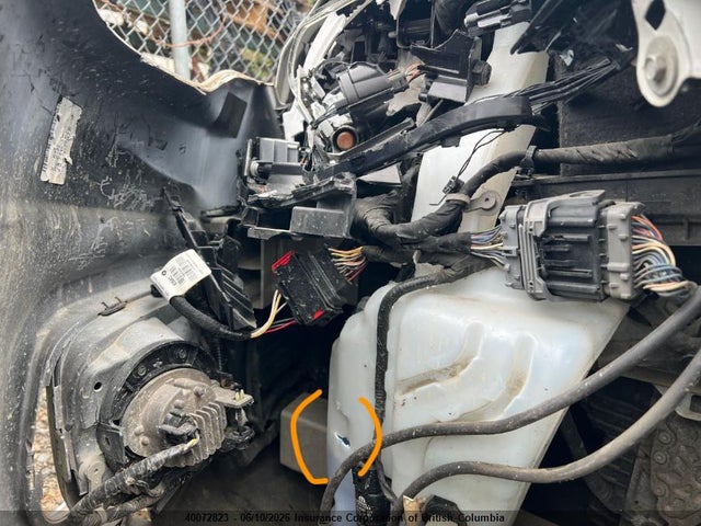 40072823 :رقم المزاد ، 1C4PJMCX5KD234061 vin ، 2019 Jeep Cherokee North مزاد بيع