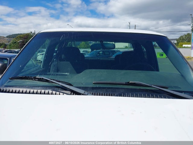 Продаж на аукціоні авто 2000 Gmc New Sierra C1500, vin: 2GTEC19W5Y1349794, номер лоту: 40072827
