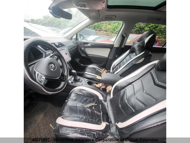 40072852 :رقم المزاد ، 3VV4B7AX4MM086322 vin ، 2021 Volkswagen Tiguan Sel Premium R-line مزاد بيع