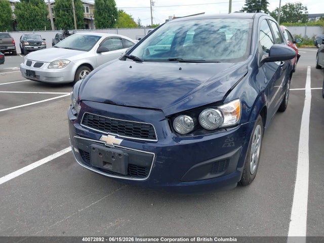 2015 Chevrolet Sonic მანქანა იყიდება აუქციონზე, vin: 1G1JA6SH3F4203062, აუქციონის ნომერი: 40072892