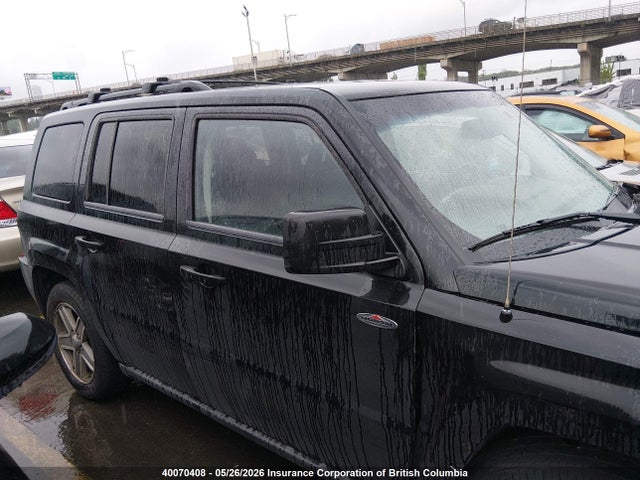 40070408 :رقم المزاد ، 1J8FF28W08D637111 vin ، 2008 Jeep Patriot Sport مزاد بيع