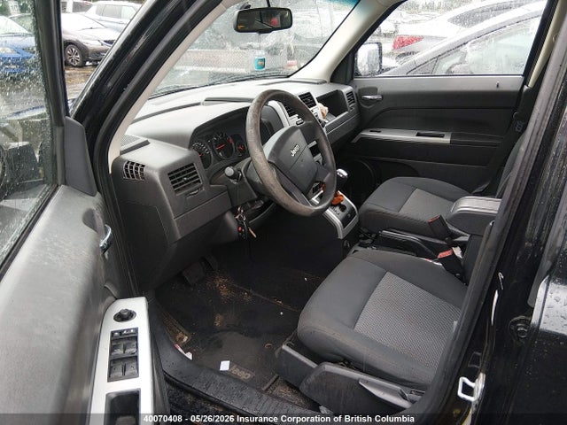 40070408 :رقم المزاد ، 1J8FF28W08D637111 vin ، 2008 Jeep Patriot Sport مزاد بيع