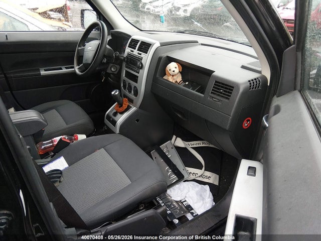 40070408 :رقم المزاد ، 1J8FF28W08D637111 vin ، 2008 Jeep Patriot Sport مزاد بيع