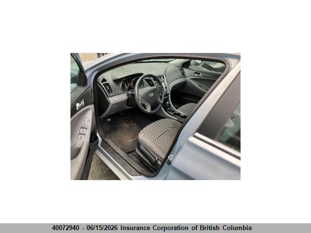 2011 Hyundai Sonata Gls მანქანა იყიდება აუქციონზე, vin: 5NPEB4AC6BH032201, აუქციონის ნომერი: 40072940