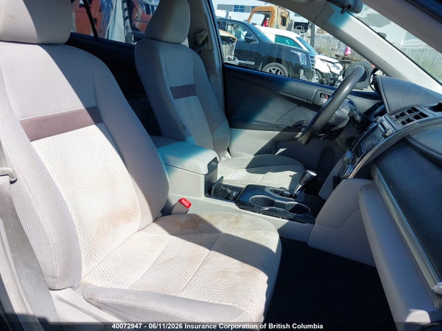 40072947 :رقم المزاد ، 4T1BF1FK8CU552652 vin ، 2012 Toyota Camry مزاد بيع