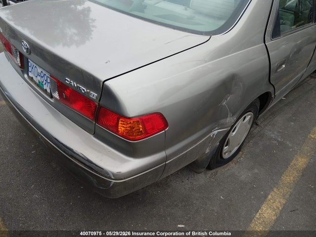 2000 Toyota Camry Ce/le/xle მანქანა იყიდება აუქციონზე, vin: JT2BG22K1Y0487602, აუქციონის ნომერი: 40070975