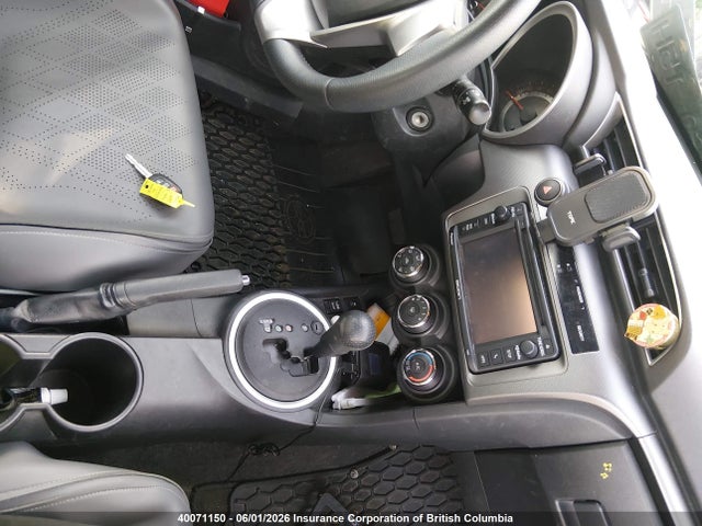 40071150 :رقم المزاد ، JTKJF5C74FJ013077 vin ، 2015 Toyota Scion Tc مزاد بيع