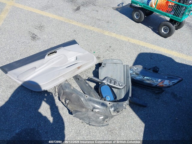 2HGFB2F42EH002301 Honda Civic