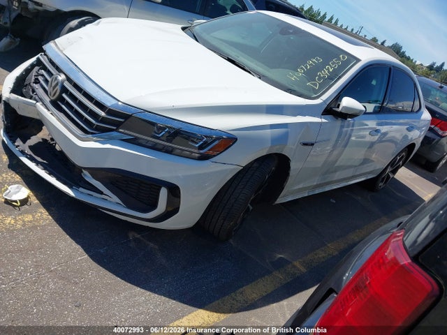 2020 Volkswagen Passat Execline მანქანა იყიდება აუქციონზე, vin: 1VWEA7A3XLC004786, აუქციონის ნომერი: 40072993