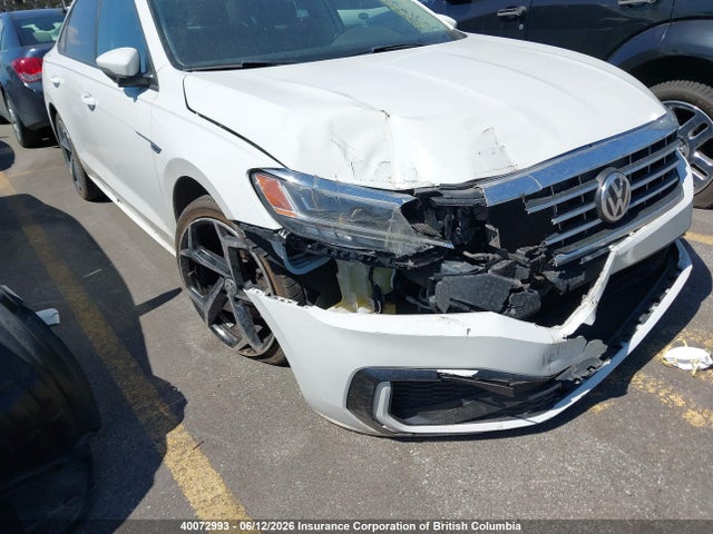 2020 Volkswagen Passat Execline მანქანა იყიდება აუქციონზე, vin: 1VWEA7A3XLC004786, აუქციონის ნომერი: 40072993