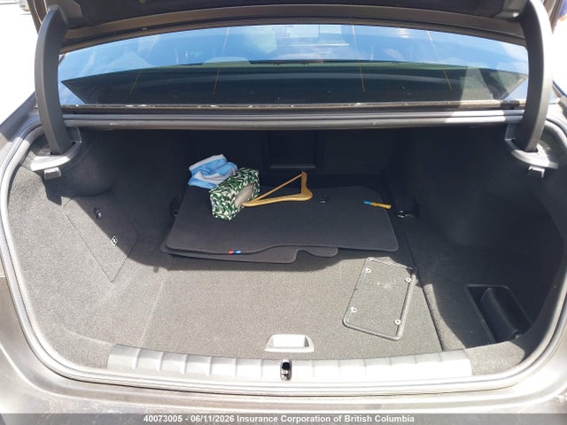 BMW i7 2024 WBY53EJ02RCS12689 Image 23