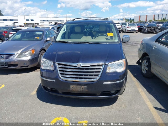 2010 Chrysler Town & Country Limited მანქანა იყიდება აუქციონზე, vin: 2A4RR6DX3AR199263, აუქციონის ნომერი: 40073007