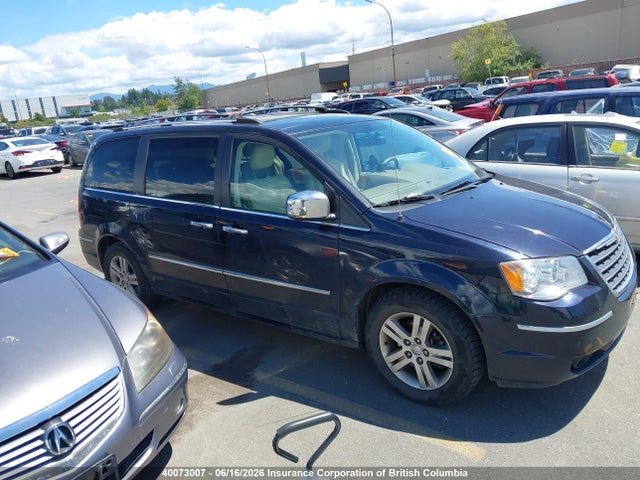 2010 Chrysler Town & Country Limited მანქანა იყიდება აუქციონზე, vin: 2A4RR6DX3AR199263, აუქციონის ნომერი: 40073007