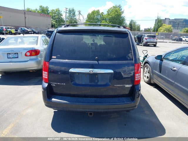 2010 Chrysler Town & Country Limited მანქანა იყიდება აუქციონზე, vin: 2A4RR6DX3AR199263, აუქციონის ნომერი: 40073007