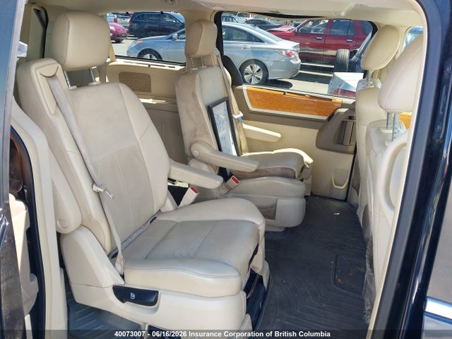 2010 Chrysler Town & Country Limited მანქანა იყიდება აუქციონზე, vin: 2A4RR6DX3AR199263, აუქციონის ნომერი: 40073007