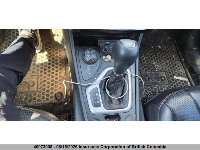 Продажа на аукционе авто 2015 Jeep Cherokee Trailhawk, vin: 1C4PJMBS1FW735058, номер лота: 40073008