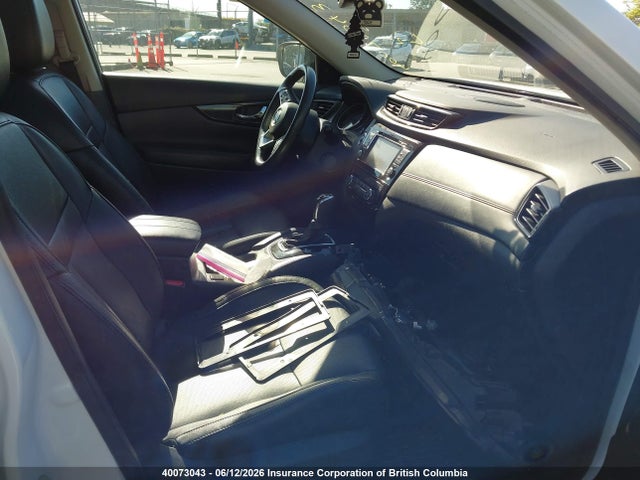 5N1AT2MV4HC849311 Nissan Rogue