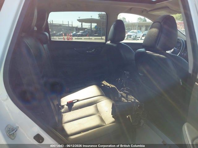 5N1AT2MV4HC849311 Nissan Rogue