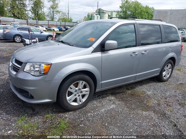 Dodge Grand Caravan Crew 2018 2C4RDGDG8JR314031 Image 2