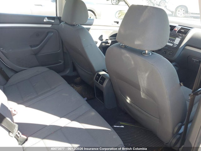 40073077 :رقم المزاد ، WVWDR71K97W259240 vin ، 2007 Volkswagen Rabbit مزاد بيع