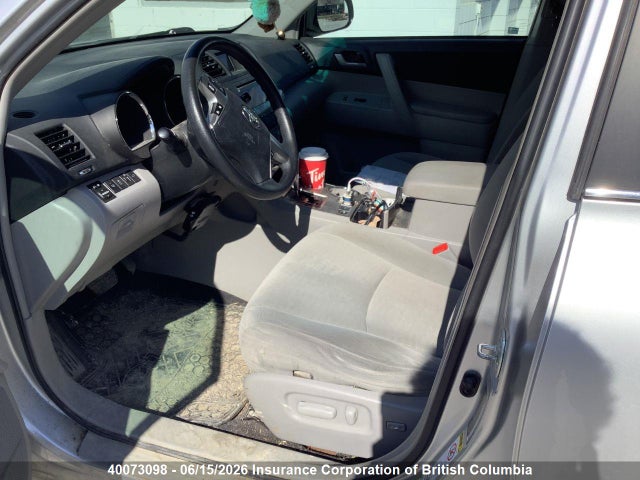 40073098 :رقم المزاد ، 5TDBK3EH5DS179450 vin ، 2013 Toyota Highlander Plus/se مزاد بيع