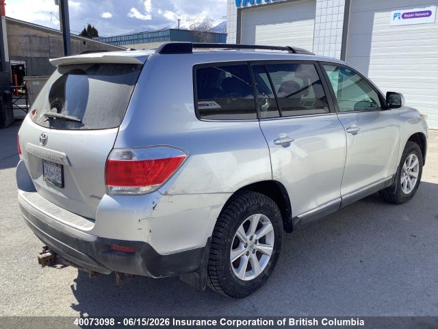 40073098 :رقم المزاد ، 5TDBK3EH5DS179450 vin ، 2013 Toyota Highlander Plus/se مزاد بيع