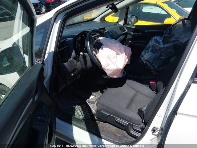 Продажа на аукционе авто 2015 Honda Fit Ex/exl, vin: 3HGGK5H8XFM110769, номер лота: 40071517