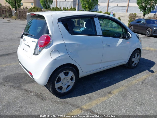 Chevrolet Spark 2014 KL8CD6S95EC524209 Image 4