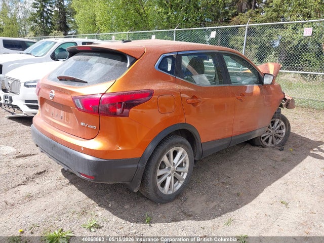 40068863 :رقم المزاد ، JN1BJ1CR7JW280121 vin ، 2018 Nissan Qashqai S/sl/sv مزاد بيع
