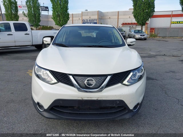 40073205 :رقم المزاد ، JN1BJ1CR4JW281825 vin ، 2018 Nissan Rogue Sport S/sv/sl مزاد بيع