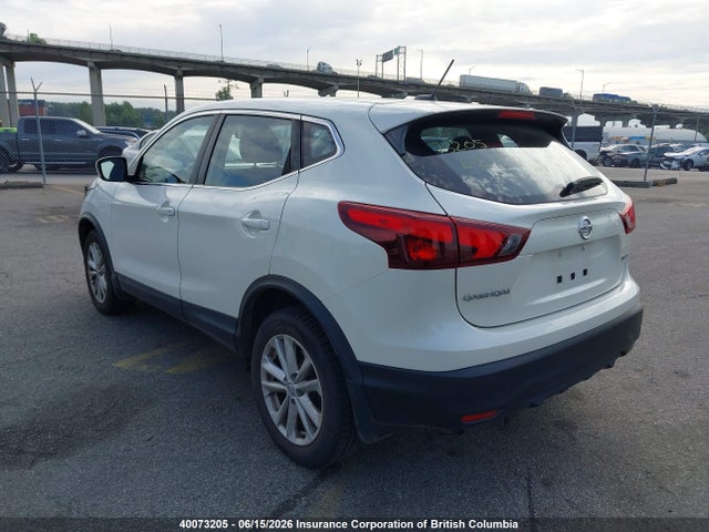 40073205 :رقم المزاد ، JN1BJ1CR4JW281825 vin ، 2018 Nissan Rogue Sport S/sv/sl مزاد بيع