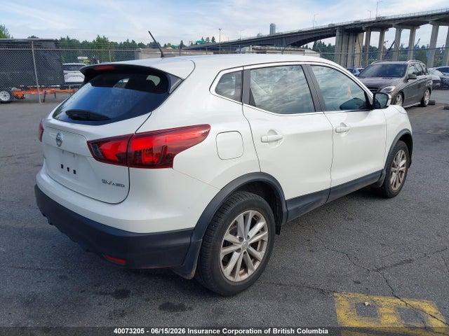 40073205 :رقم المزاد ، JN1BJ1CR4JW281825 vin ، 2018 Nissan Rogue Sport S/sv/sl مزاد بيع