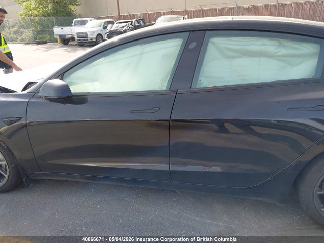 2021 Tesla Model 3 მანქანა იყიდება აუქციონზე, vin: 5YJ3E1EA1MF848515, აუქციონის ნომერი: 40066671