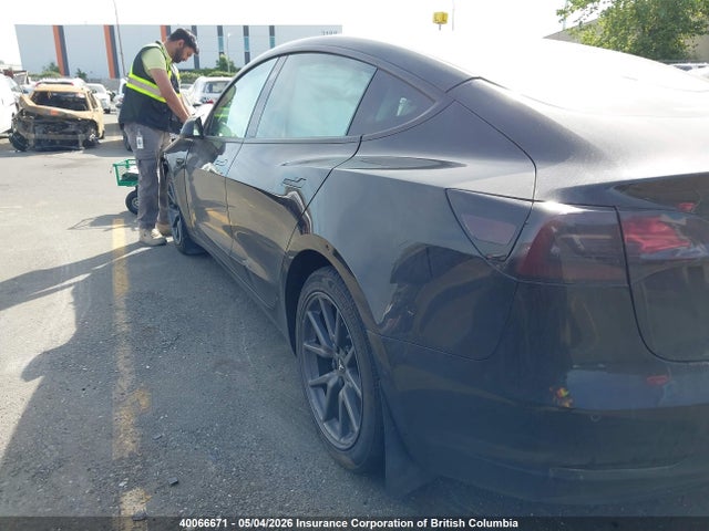 2021 Tesla Model 3 მანქანა იყიდება აუქციონზე, vin: 5YJ3E1EA1MF848515, აუქციონის ნომერი: 40066671