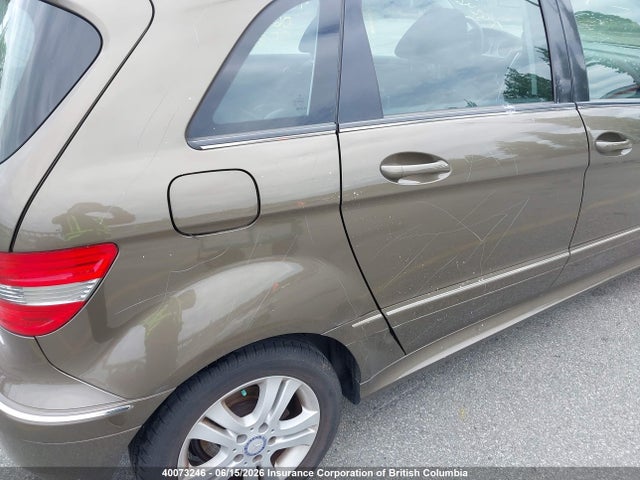 40073246 :رقم المزاد ، WDDFH33X99J481800 vin ، 2009 Mercedes-benz B200 مزاد بيع
