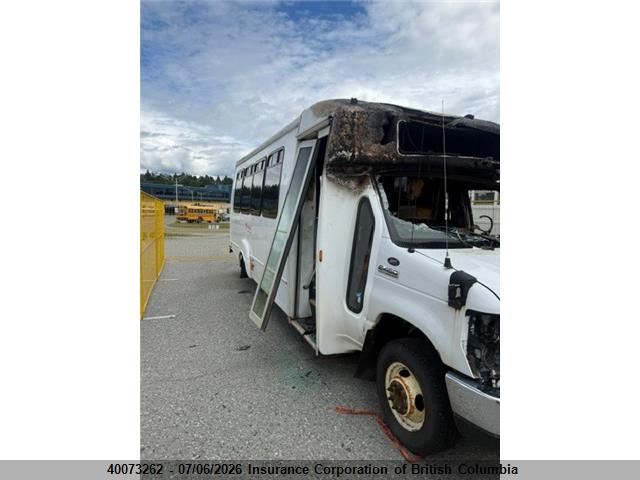 Продаж на аукціоні авто 2016 Ford Econoline E450 Super Duty Cutwy Van, vin: 1FDFE4FS9GDC09358, номер лоту: 40073262