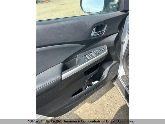 40073267 :رقم المزاد ، 2HKRM4H74FH112011 vin ، 2015 Honda Cr-v مزاد بيع