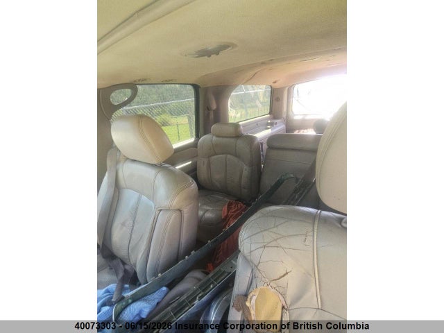 40073303 :رقم المزاد ، 1GNFK16Z72J118972 vin ، 2002 Chevrolet Suburban 1500 Bph Pkg./ls/lt مزاد بيع